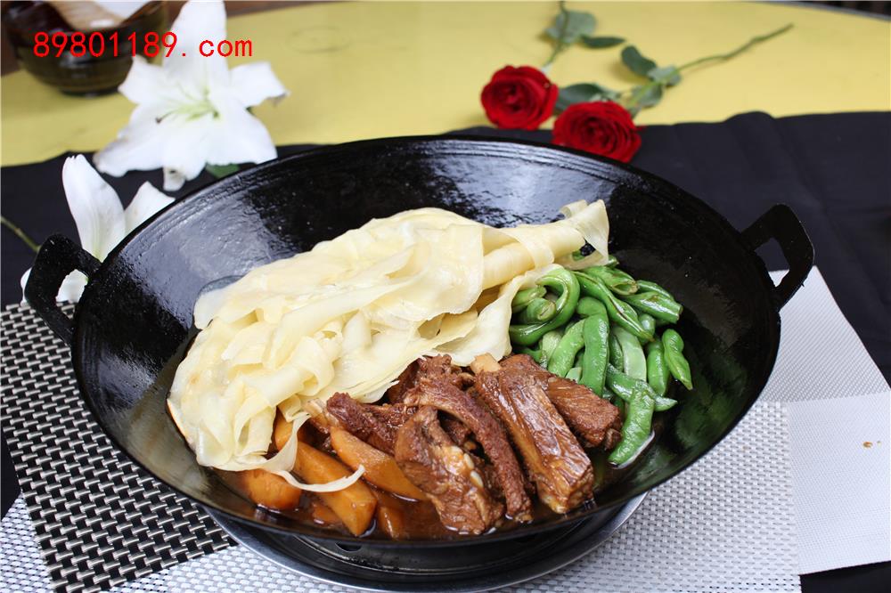 排骨豆角烀饼